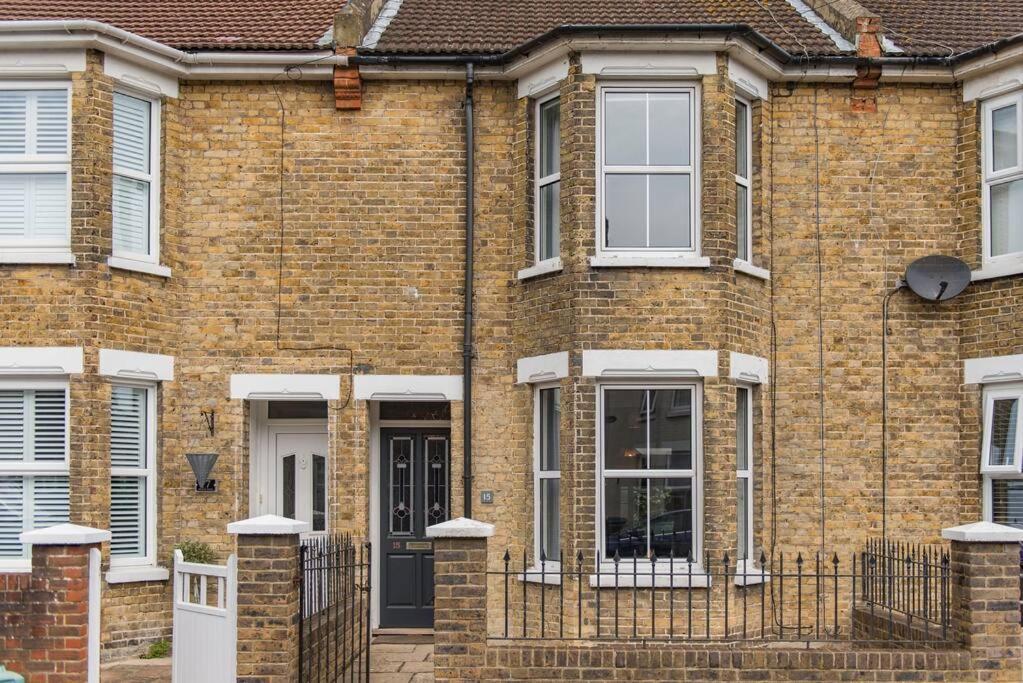 Heritage Cottage - Charming And Stylish Home With Lovely Garden Walmer Bagian luar foto
