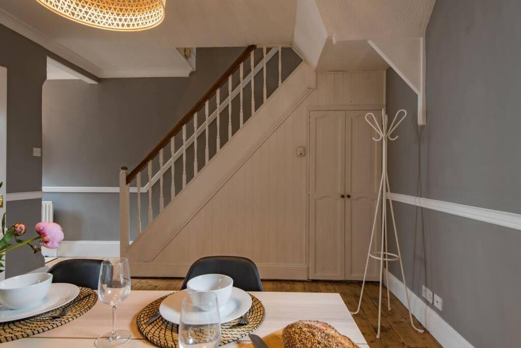 Heritage Cottage - Charming And Stylish Home With Lovely Garden Walmer Bagian luar foto